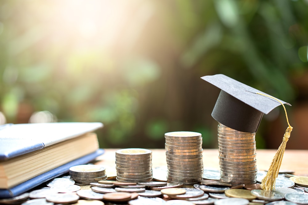 Should You Use a 529 Plan or a Trust to Save Money for College?